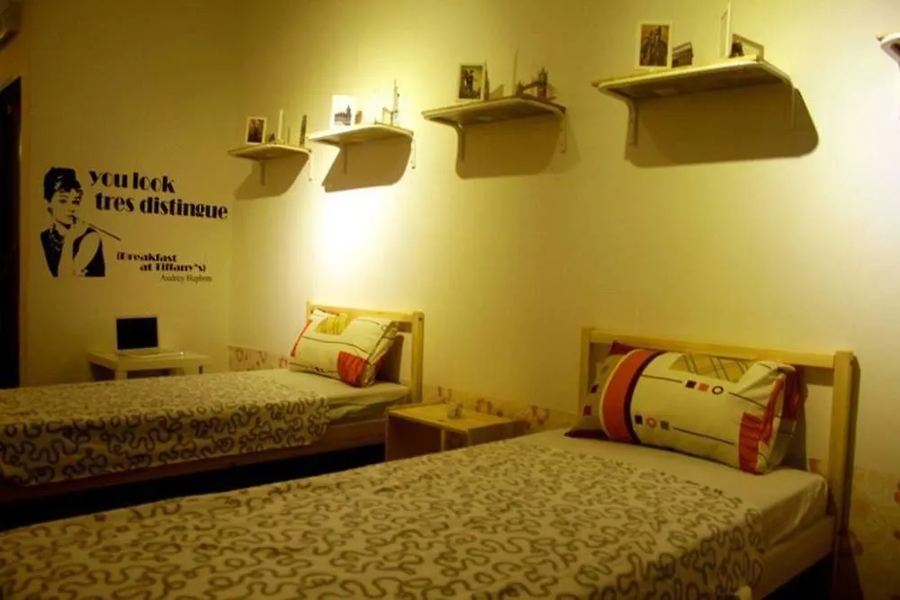 Отель Bed And Bike Backpacker Studio Hostel Ипох